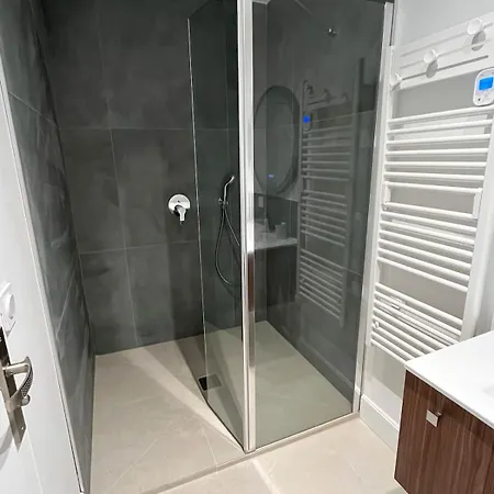 Maison Des Artistes Paris Giverny * Vernon (Eure)